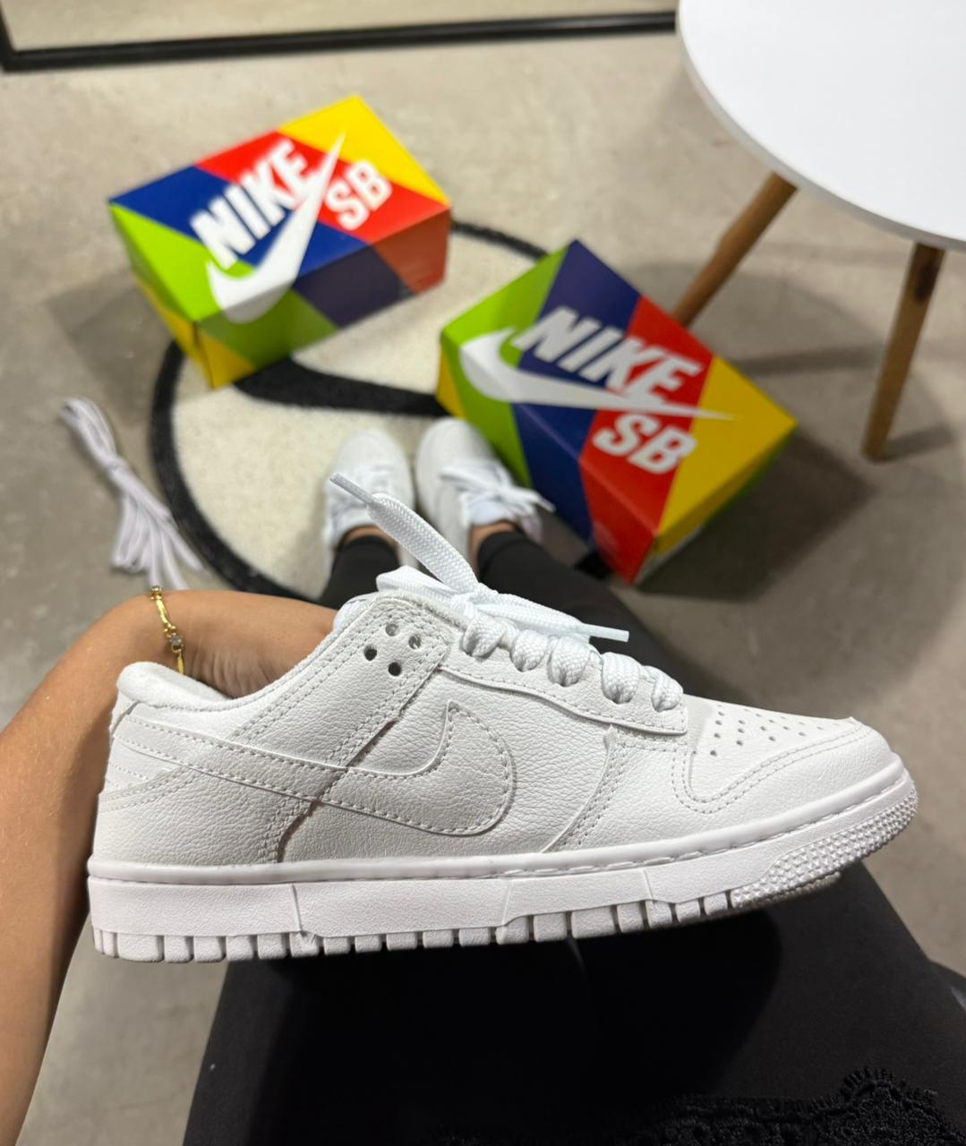 Tênis Unissex Dunk Low Branco Premium
